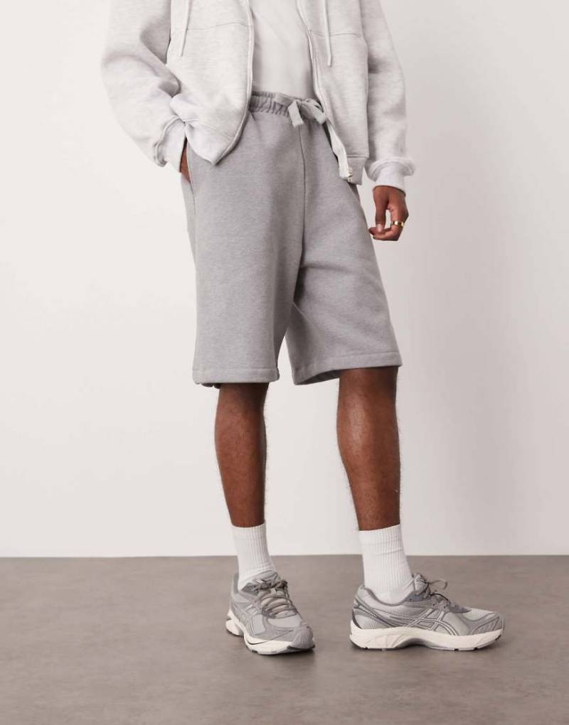 ASOS DESIGN - Oversize-Shorts aus 400 g/m² schwerem Material in grau meliert von ASOS DESIGN