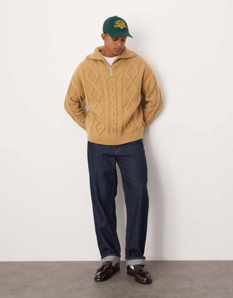 ASOS DESIGN - Schwerer Oversize-Strickpullover aus Wollmix in Ecru mit Zopfmuster und kurzem Reißverschluss-Neutral von ASOS DESIGN