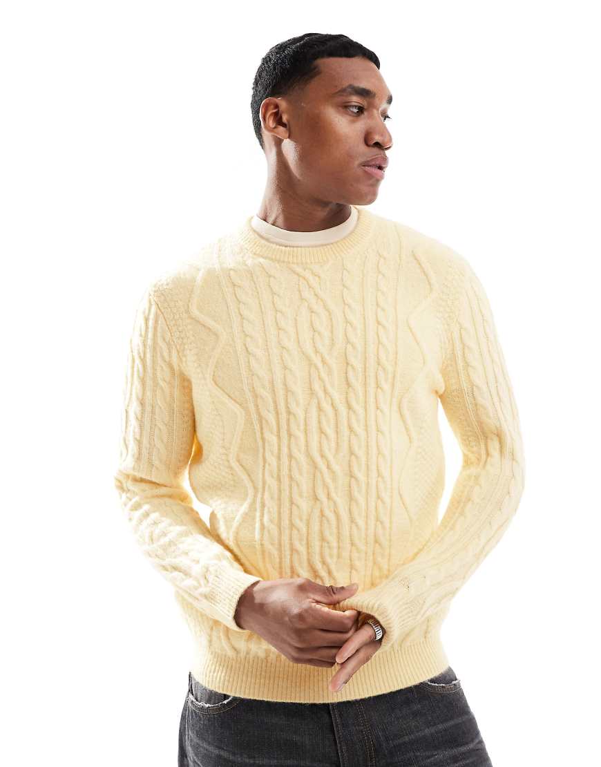ASOS DESIGN - Schwerer Strickpullover in Creme mit Zopfmuster und Rundhalsausschnitt-Neutral ASOS DESIGN - Schwerer Strickpullover in Creme mit Zopfmuster und Rundhalsausschnitt-Neutral von ASOS DESIGN