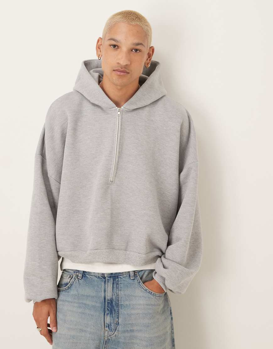 ASOS DESIGN - Schwerer kurzer Kapuzenpullover in Grau mit kurzem Reißverschluss und extremer Oversize-Passform von ASOS DESIGN
