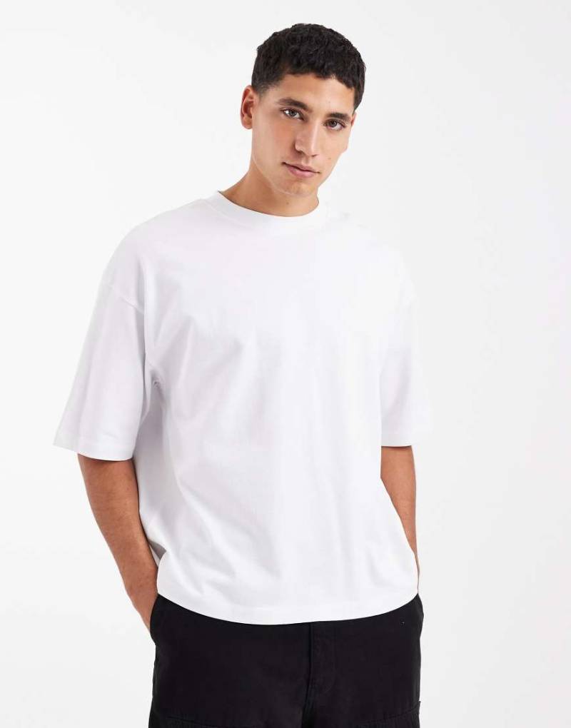 ASOS DESIGN - Schweres, kastiges Oversize-T-Shirt in Weiß von ASOS DESIGN