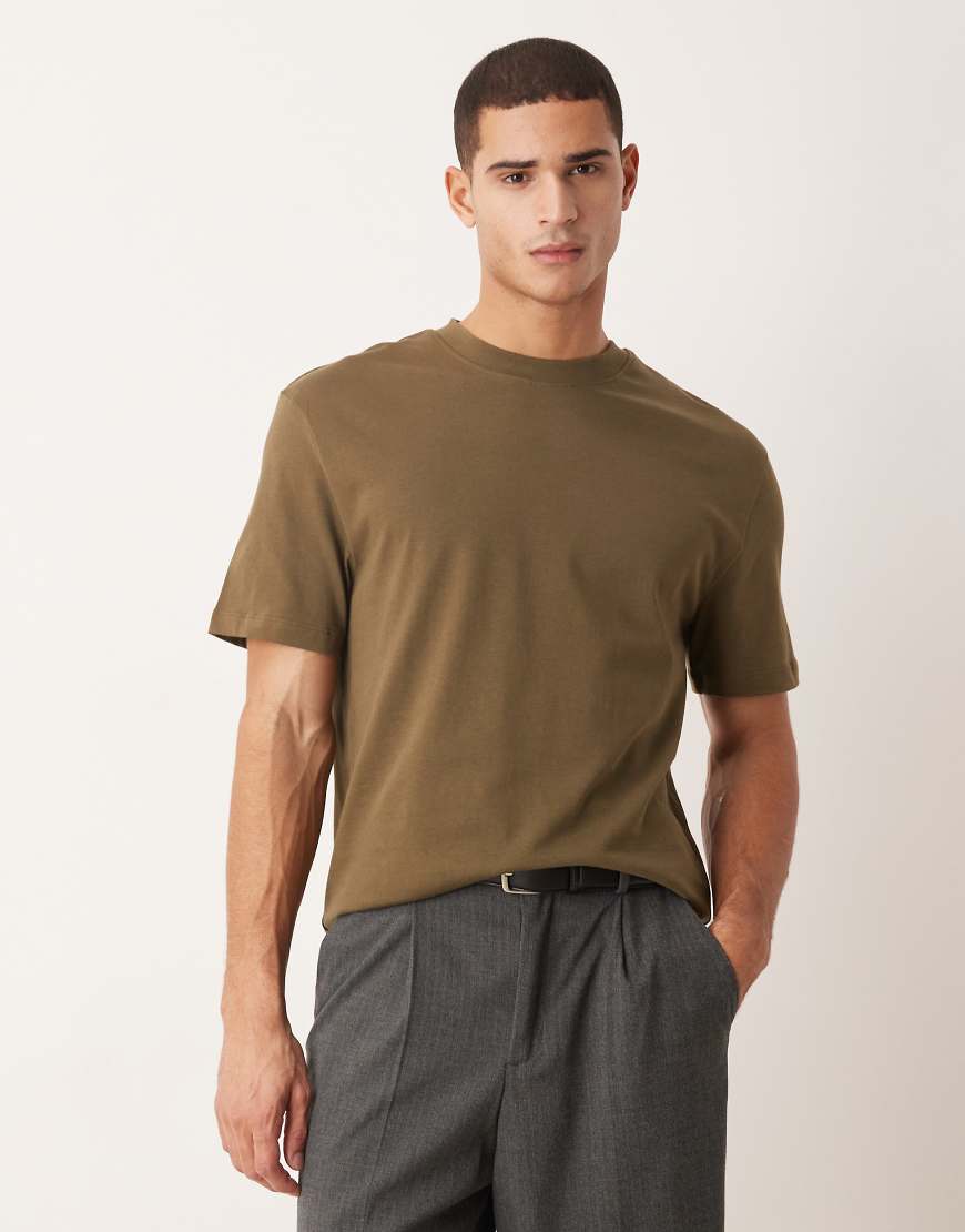 ASOS DESIGN - Schweres Relaxed Fit T-Shirt in Khaki-Grün von ASOS DESIGN