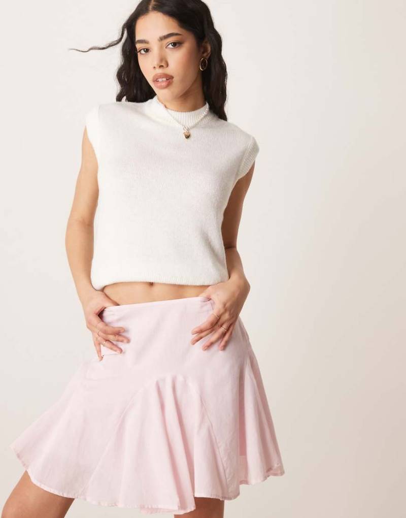 ASOS DESIGN - Schwingender Baumwoll-Minirock in Rosa mit Godet-Design von ASOS DESIGN