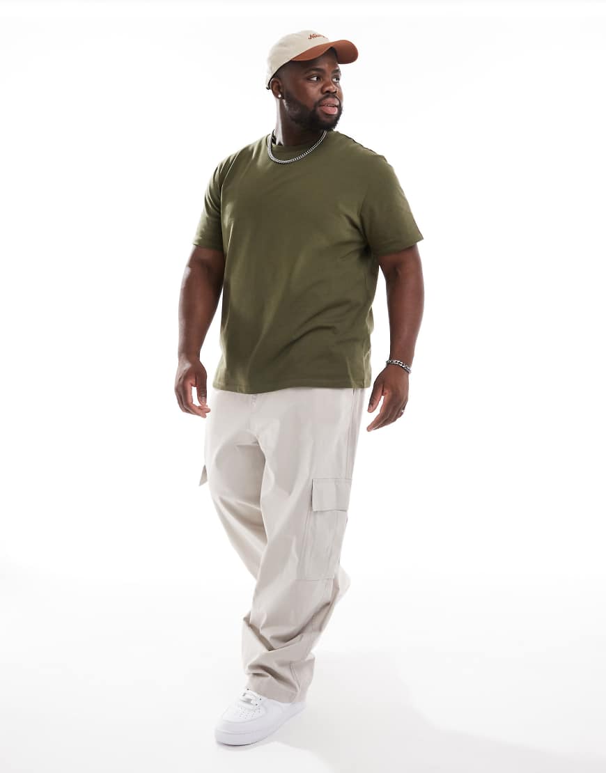 ASOS DESIGN - Sehr weite Cargohose in Grau mit elastischem Bund von ASOS DESIGN