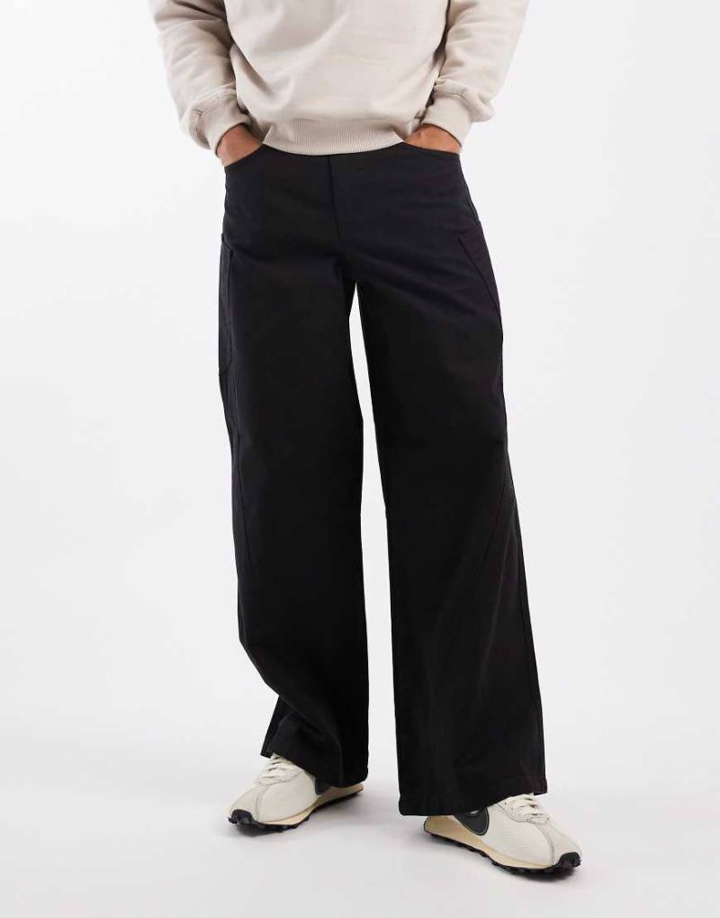 ASOS DESIGN - Sehr weite Cargohose in Schwarz von ASOS DESIGN