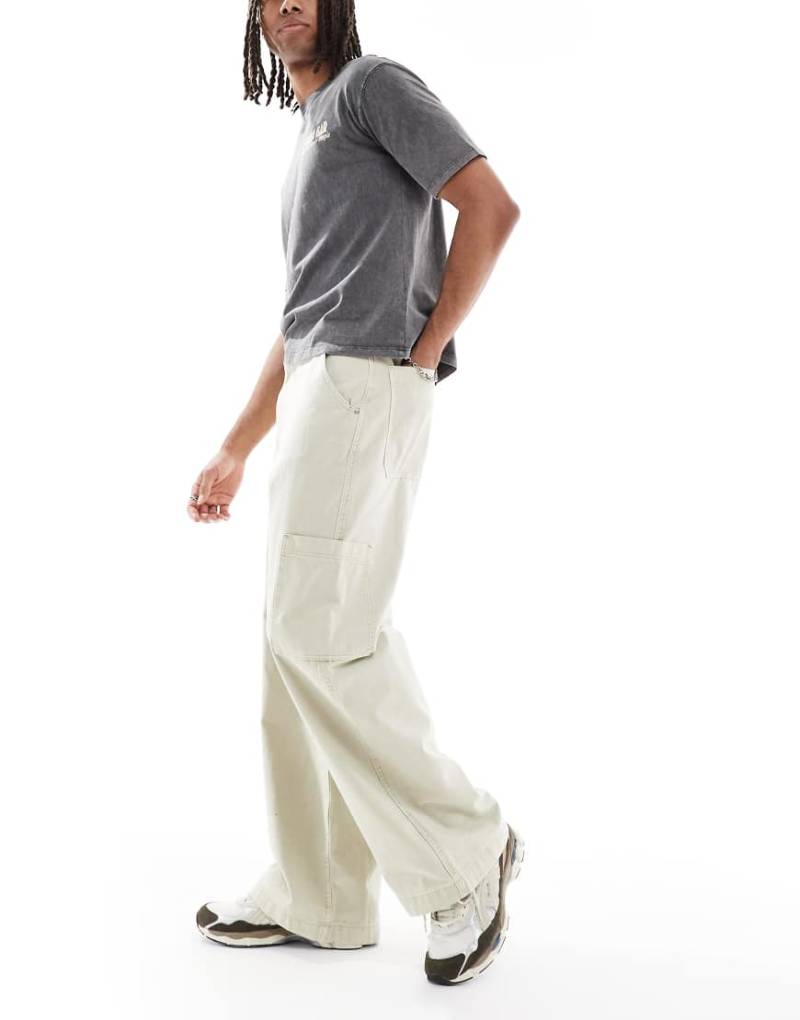 ASOS DESIGN - Sehr weite Cargohose in Steinbeige-Neutral von ASOS DESIGN