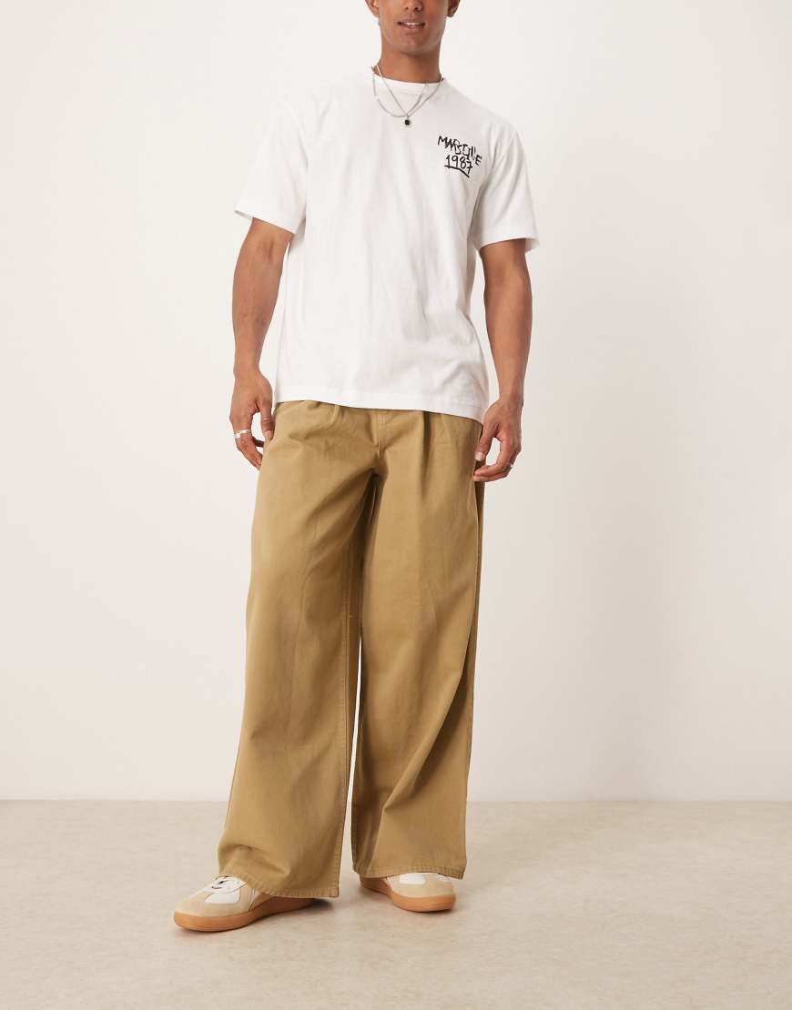 ASOS DESIGN - Superweite Hose in Hellbraun mit Faltendetail-Grün ASOS DESIGN - Superweite Hose in Hellbraun mit Faltendetail-Grün von ASOS DESIGN
