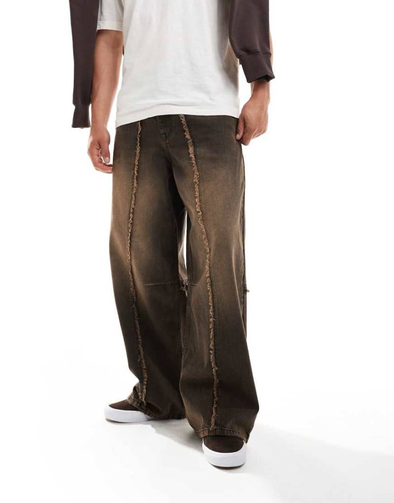 ASOS DESIGN - Sehr weite Jeans in Grau mit unverarbeitetem Saum von ASOS DESIGN