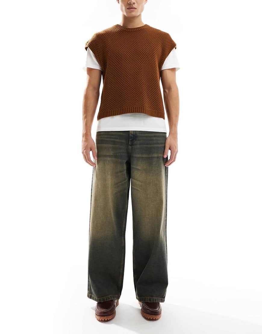 ASOS DESIGN - Sehr weite Jeans in verwaschenem Dunkelblau mit Vintage-Tönung ASOS DESIGN - Sehr weite Jeans in verwaschenem Dunkelblau mit Vintage-Tönung von ASOS DESIGN