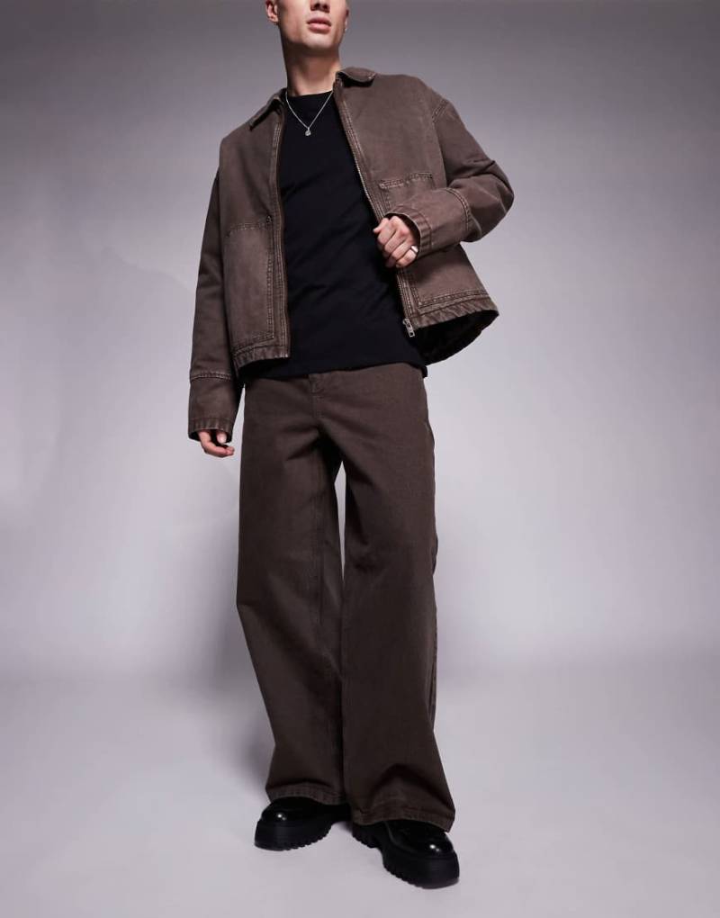 ASOS DESIGN - Sehr weite Twill-Hose in Braun-Grün von ASOS DESIGN