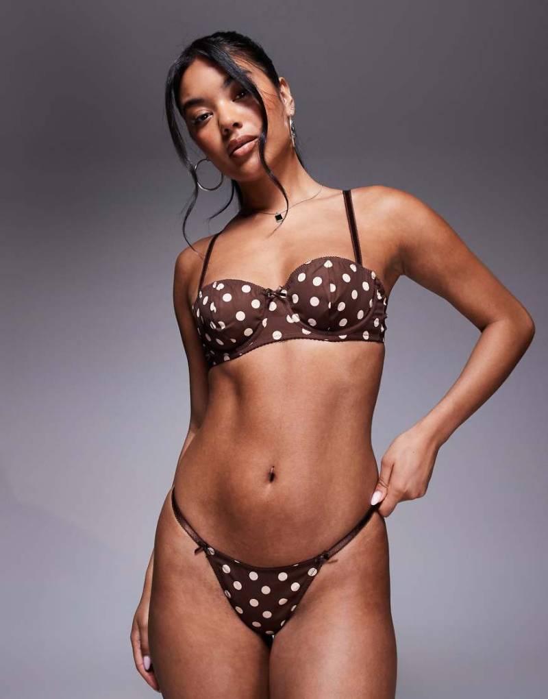 ASOS DESIGN - Shay - Gepunkteter Tanga in Schokobraun und Cremeweiß von ASOS DESIGN