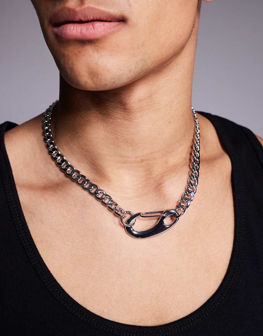 ASOS DESIGN - Silberfarbene Halskette mit Karabiner von ASOS DESIGN
