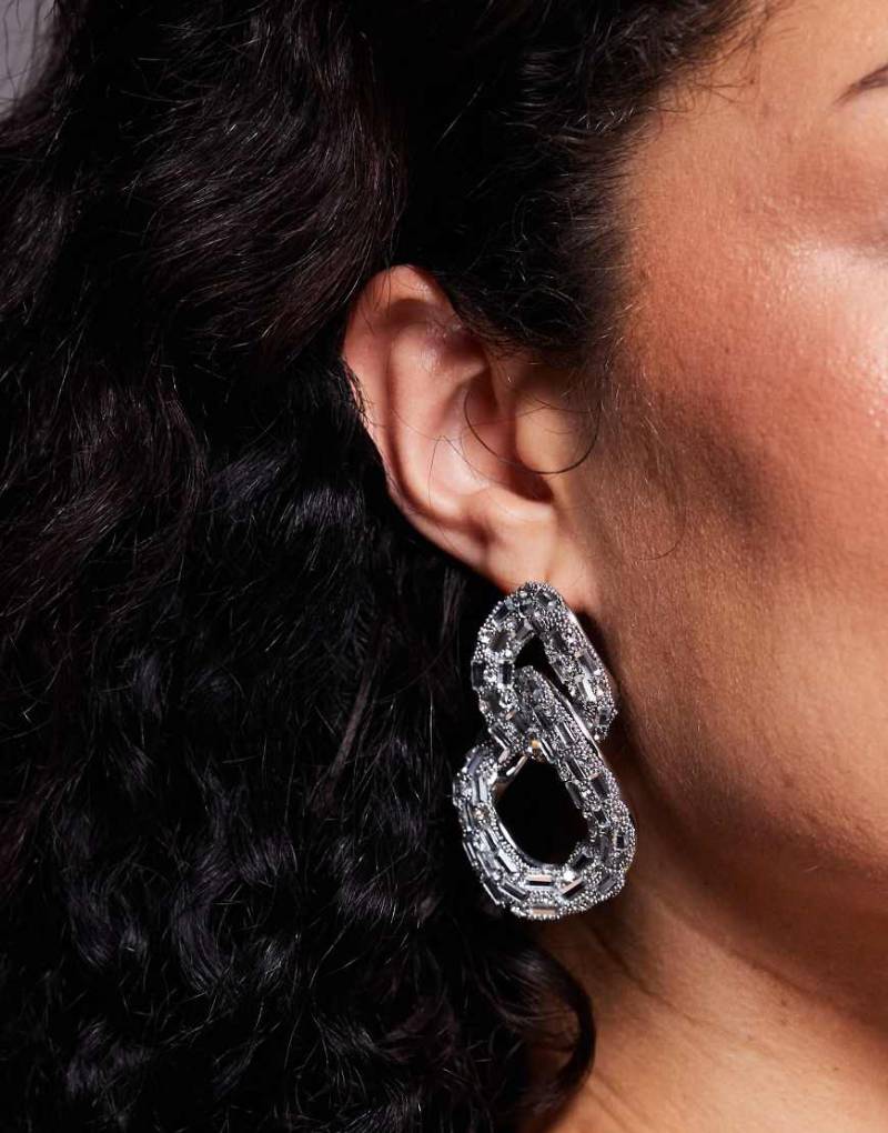 ASOS DESIGN - Silberfarbene Ohrringe mit Doppelschlaufen-Design und funkelnder Kunstkristall-Verzierung-Goldfarben von ASOS DESIGN