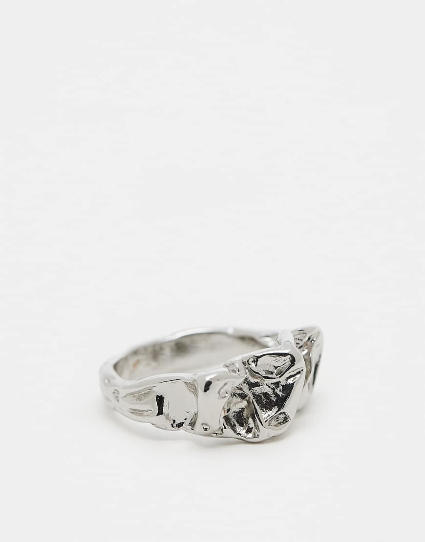 ASOS DESIGN - Silberfarbener Ring mit strukturiertem Design ASOS DESIGN - Silberfarbener Ring mit strukturiertem Design von ASOS DESIGN