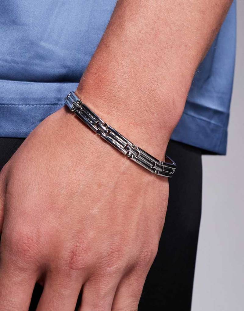 ASOS DESIGN - Silberfarbenes Armband im Uhrenband-Design mit Prägung von ASOS DESIGN