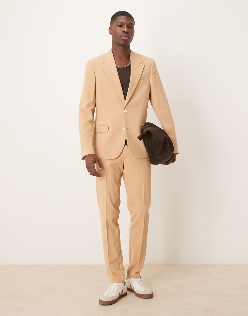 ASOS DESIGN - Skinny-Fit-Anzughose in Kieselbeige mit Vier-Wege-Stretch-Neutral von ASOS DESIGN