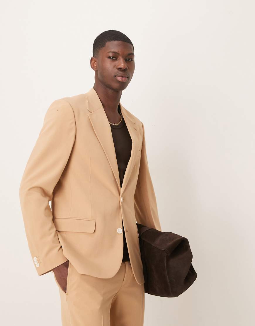 ASOS DESIGN - Skinny-Fit-Anzugjacke in Kieselbeige mit Vier-Wege-Stretch-Neutral ASOS DESIGN - Skinny-Fit-Anzugjacke in Kieselbeige mit Vier-Wege-Stretch-Neutral von ASOS DESIGN