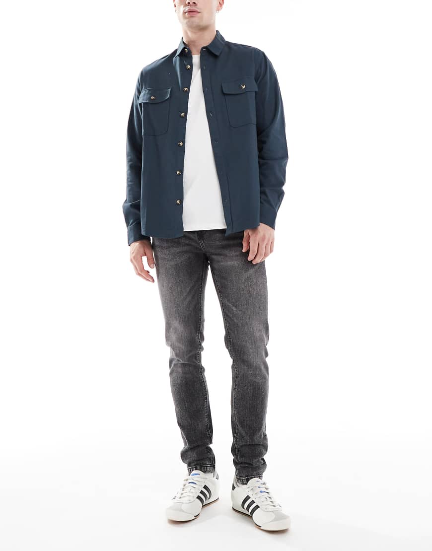 ASOS DESIGN - Skinny-Jeans in verwaschenem Grau ASOS DESIGN - Skinny-Jeans in verwaschenem Grau von ASOS DESIGN