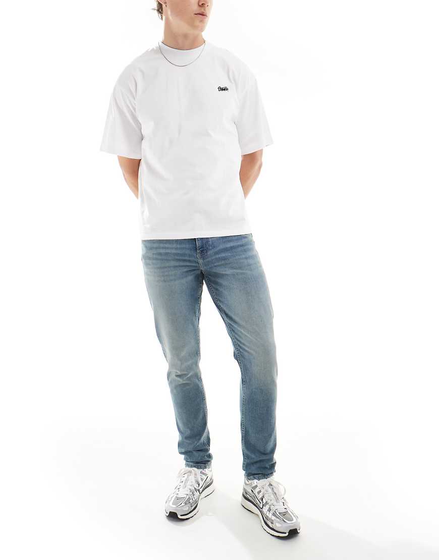 ASOS DESIGN - Skinny-Jeans in verwaschenem Hellblau von ASOS DESIGN