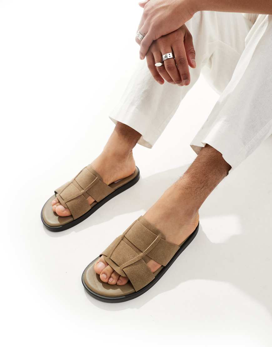 ASOS DESIGN - Slider-Sandalen in Beige-Neutral von ASOS DESIGN