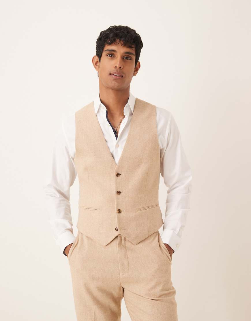 ASOS DESIGN - Slim-Fit-Anzugweste aus Wollmix in Kamelbraun-Neutral von ASOS DESIGN