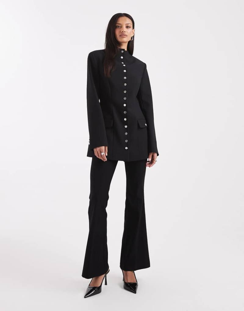 ASOS DESIGN - Slim-Fit-Blazer in Schwarz mit Knöpfen von ASOS DESIGN