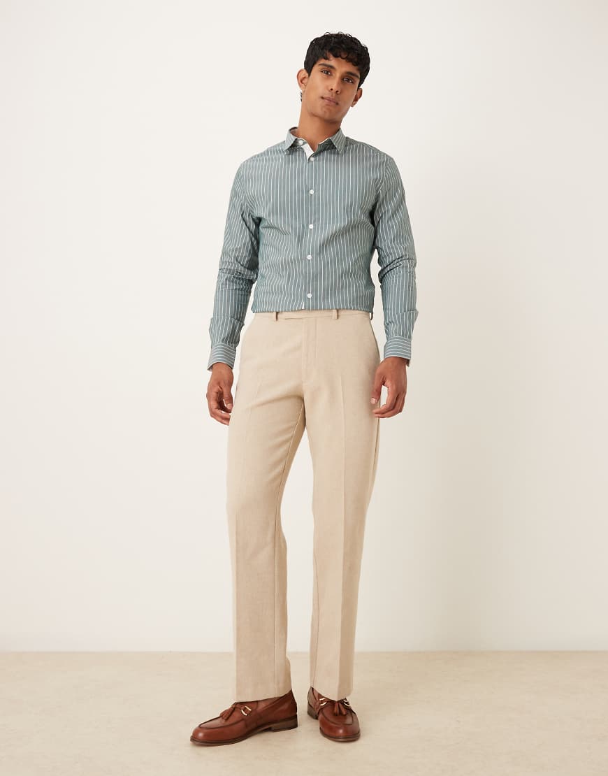 ASOS DESIGN - Hemd in Grün mit schmalen Streifen ASOS DESIGN - Hemd in Grün mit schmalen Streifen von ASOS DESIGN