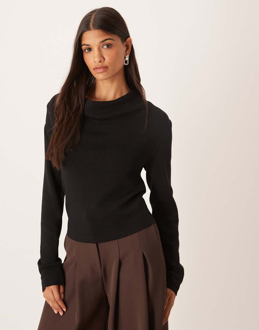ASOS DESIGN - Slim-Fit-Strickpullover in Schwarz mit Drapierung-Brown von ASOS DESIGN