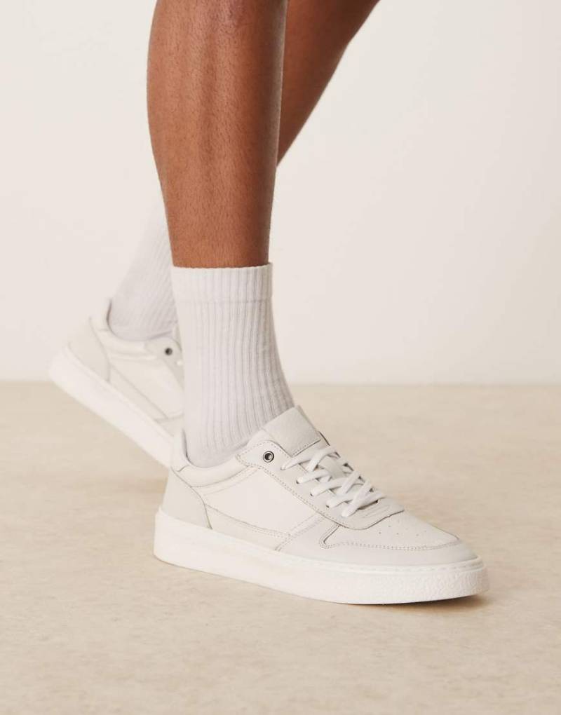 ASOS DESIGN - Sneaker aus Leder in Weiß von ASOS DESIGN