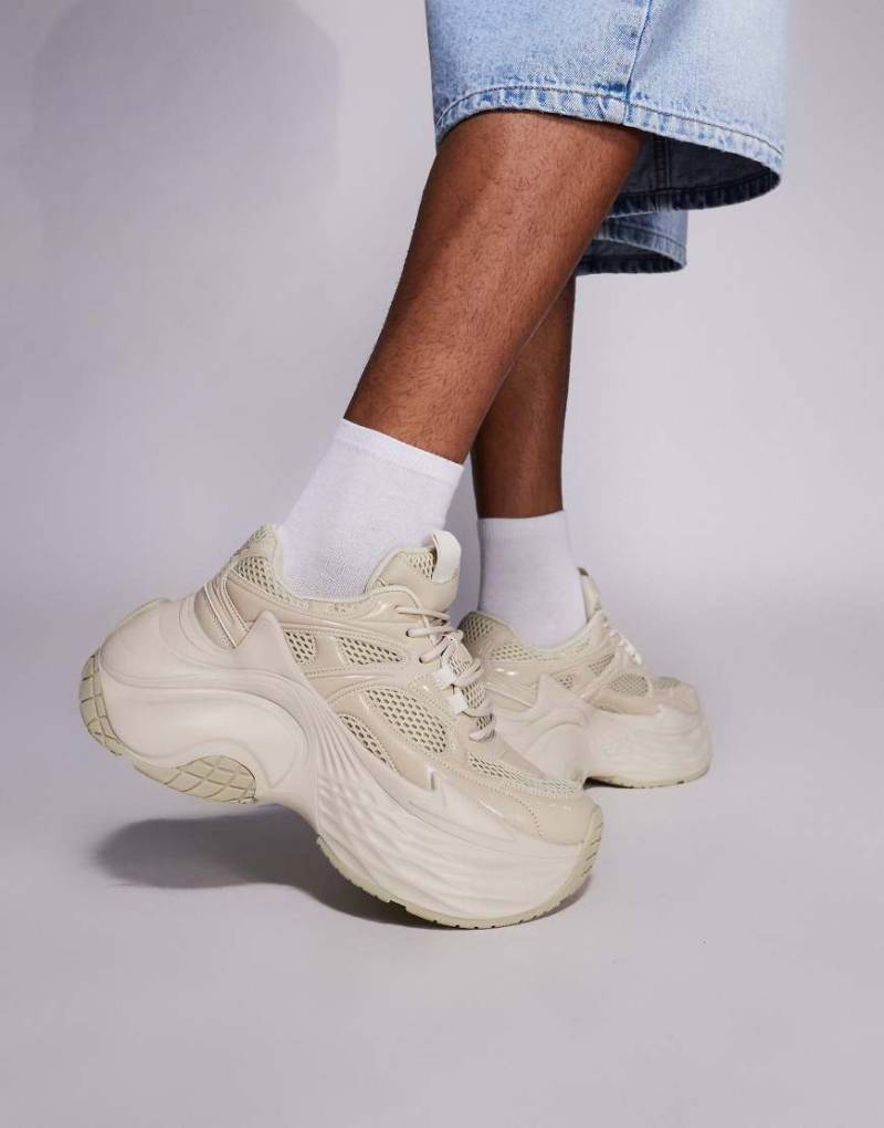 ASOS DESIGN - Sneaker in Steinbeige mit dicker Sohle-Neutral von ASOS DESIGN