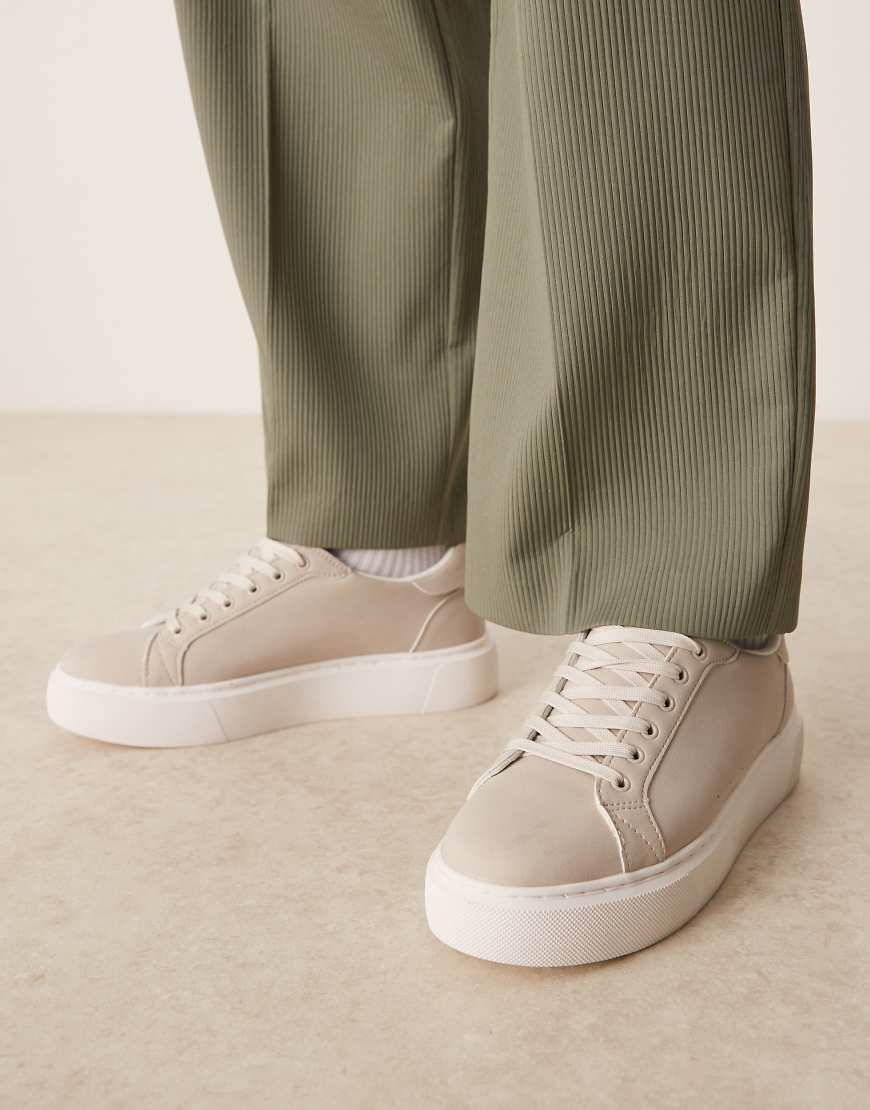 ASOS DESIGN - Sneaker zum Schnüren in Grau von ASOS DESIGN