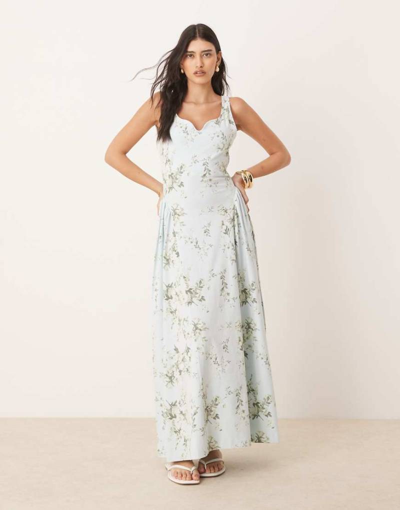 ASOS DESIGN - Sommerliches Maxikleid mit Blümchenmuster und weitem Rock-Bunt von ASOS DESIGN