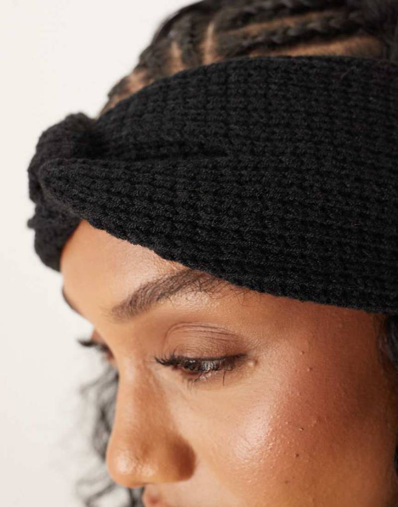 ASOS DESIGN - Stirnband aus Strukturstrick in Schwarz ASOS DESIGN - Stirnband aus Strukturstrick in Schwarz von ASOS DESIGN