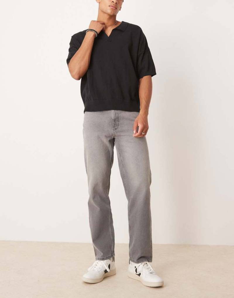 ASOS DESIGN - Straight Jeans in Grau von ASOS DESIGN