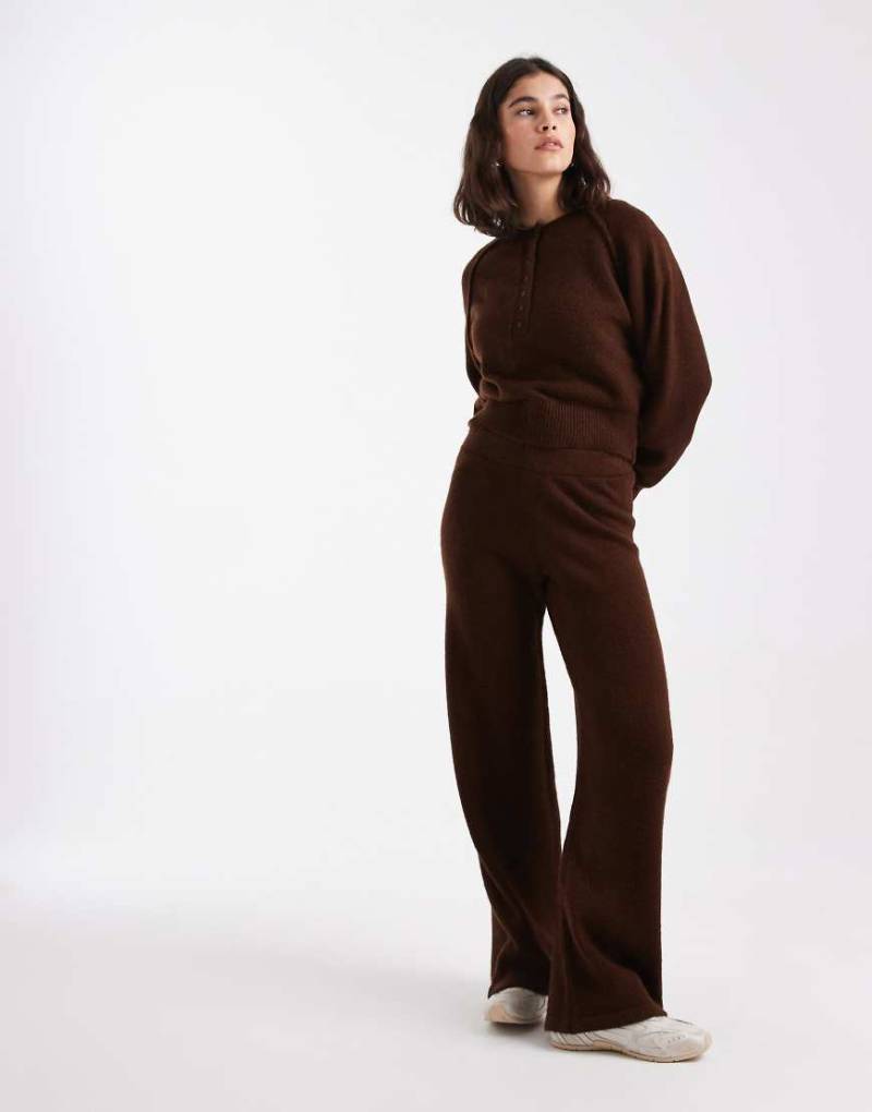 ASOS DESIGN - Strickhose mit weitem Bein in Schokobraun, Kombiteil-Brown ASOS DESIGN - Strickhose mit weitem Bein in Schokobraun, Kombiteil-Brown von ASOS DESIGN