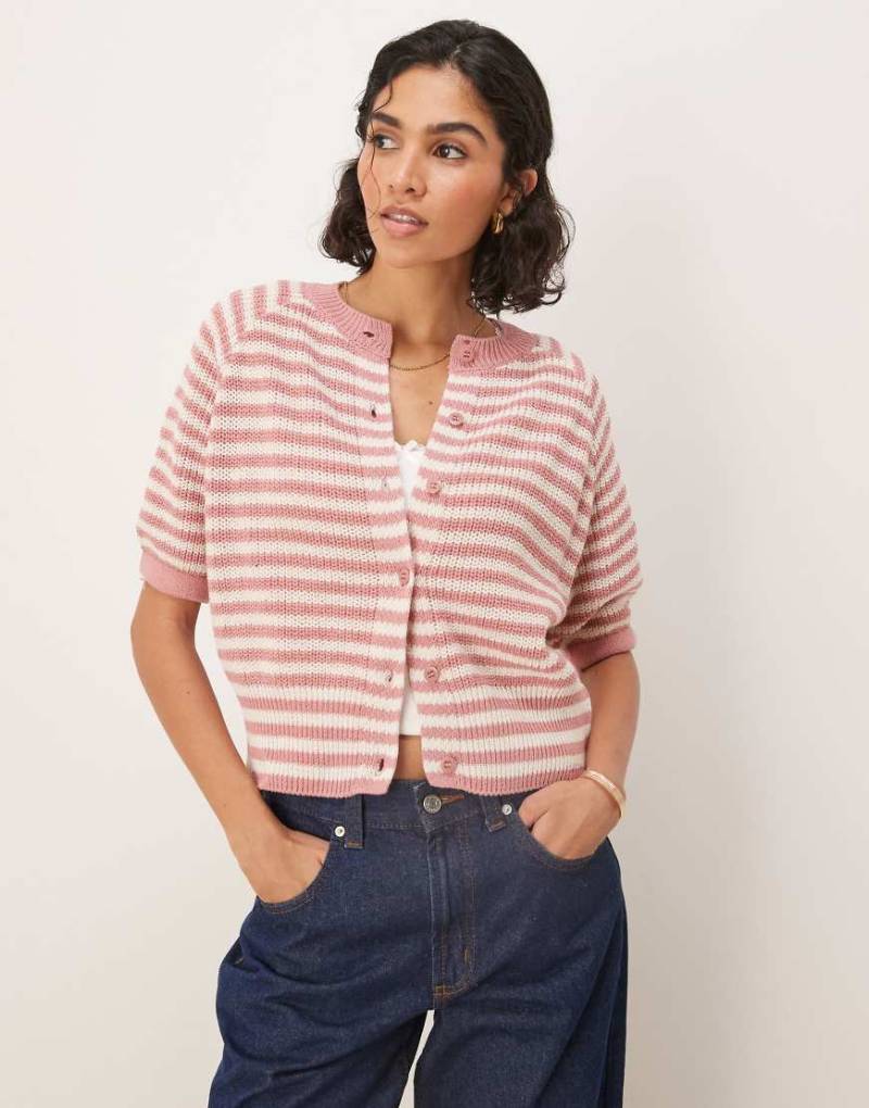 ASOS DESIGN - Strickjacke in Altrosa mit Raglanärmeln von ASOS DESIGN