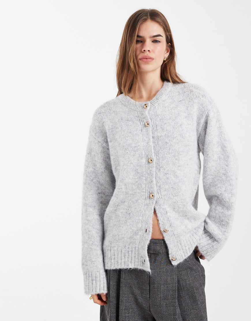 ASOS DESIGN - Strickjacke in Anthrazit mit Metalldetails und Wollanteil-Grau von ASOS DESIGN