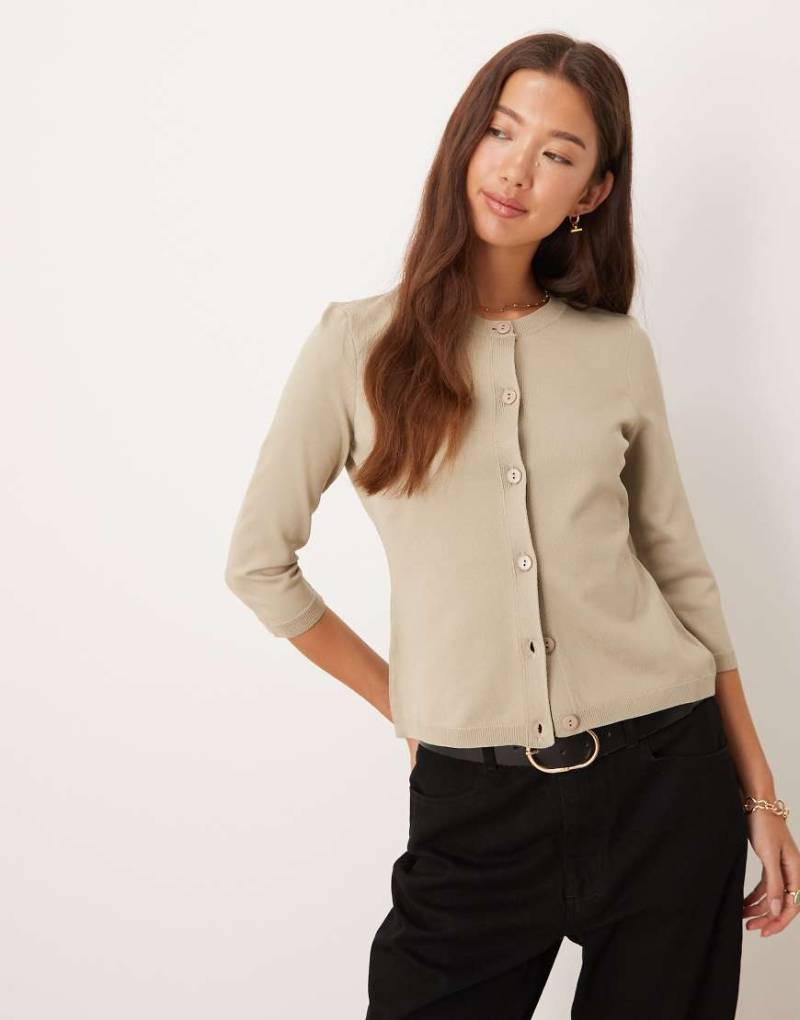 ASOS DESIGN - Strickjacke in hellem Khaki-Rosa von ASOS DESIGN