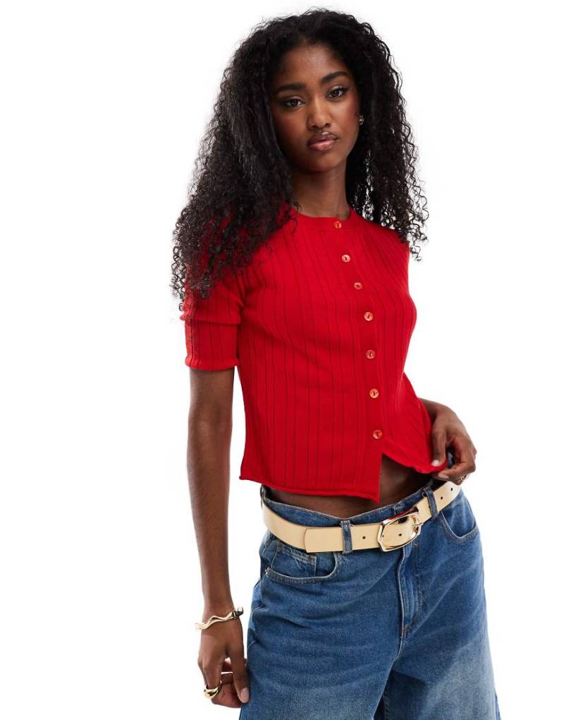 ASOS DESIGN - Strickjacke in Rot von ASOS DESIGN