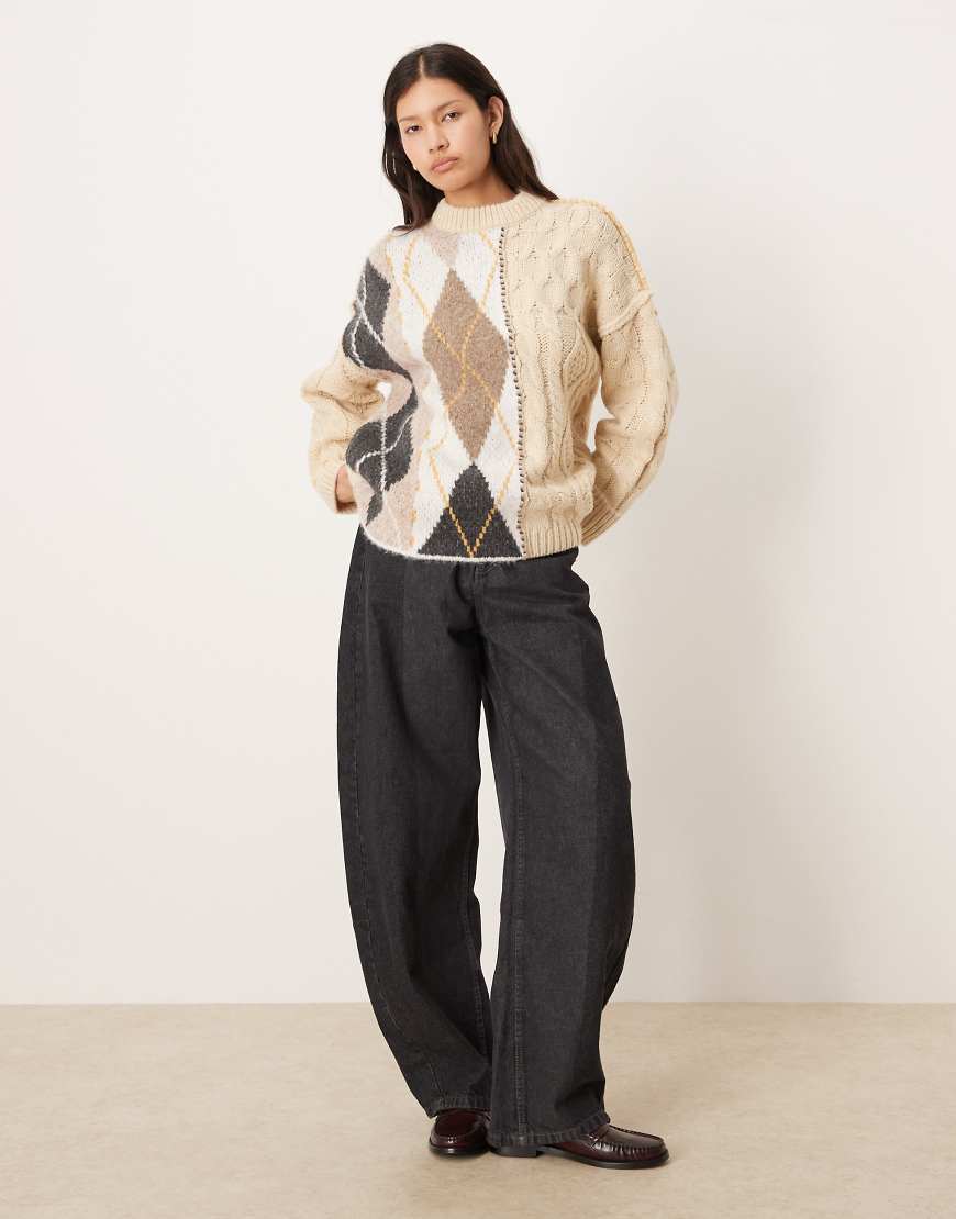 ASOS DESIGN - Strickpullover in Mokka mit Rauten- und Zopfmuster-Mix im Patchwork-Design-Brown ASOS DESIGN - Strickpullover in Mokka mit Rauten- und Zopfmuster-Mix im Patchwork-Design-Brown von ASOS DESIGN