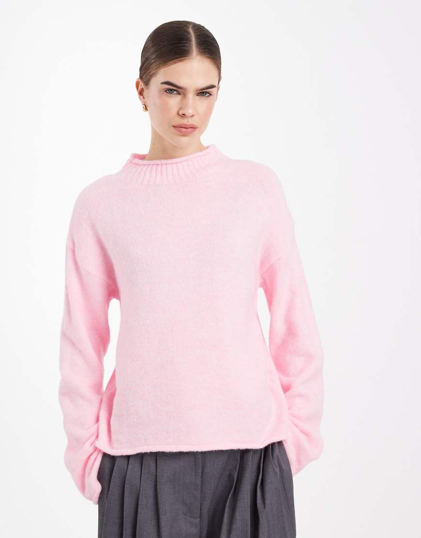 ASOS DESIGN - Strickpullover in Rosa mit hohem Kragen von ASOS DESIGN