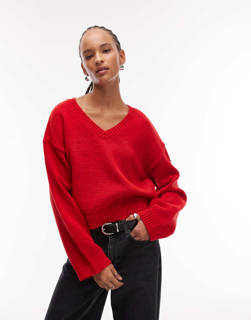 ASOS DESIGN - Strickpullover in Rot mit weiten Ärmeln und V-Ausschnitt von ASOS DESIGN