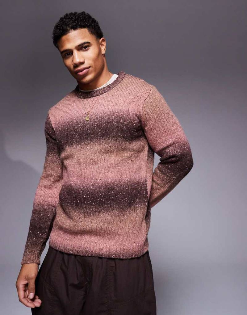 ASOS DESIGN - Strickpullover mit Farbverlauf-Streifen in Rosa-Neutral von ASOS DESIGN