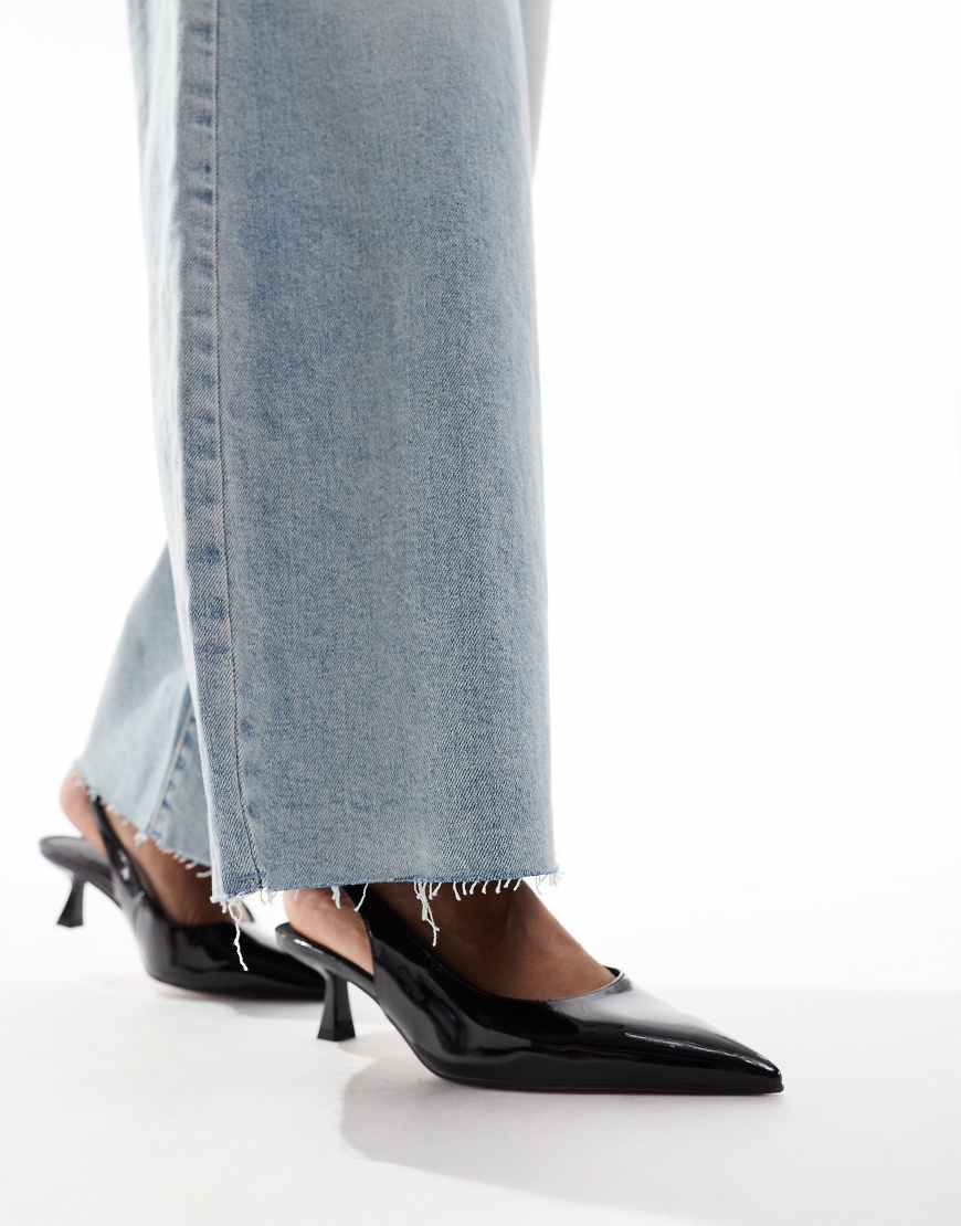 ASOS DESIGN - Stroll - Schuhe aus schwarzem Lackleder mit mittelhohem Absatz und Fersenriemen von ASOS DESIGN