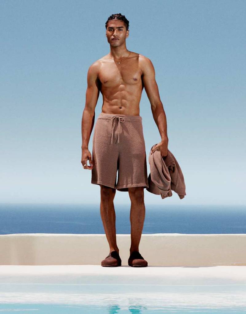 ASOS DESIGN - Strukturierte, leichte Oversize-Shorts in Braun, Kombiteil von ASOS DESIGN