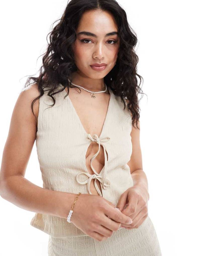ASOS DESIGN - Strukturierte Longline-Weste in Steinbeige mit Schnürung, Kombiteil-Neutral von ASOS DESIGN