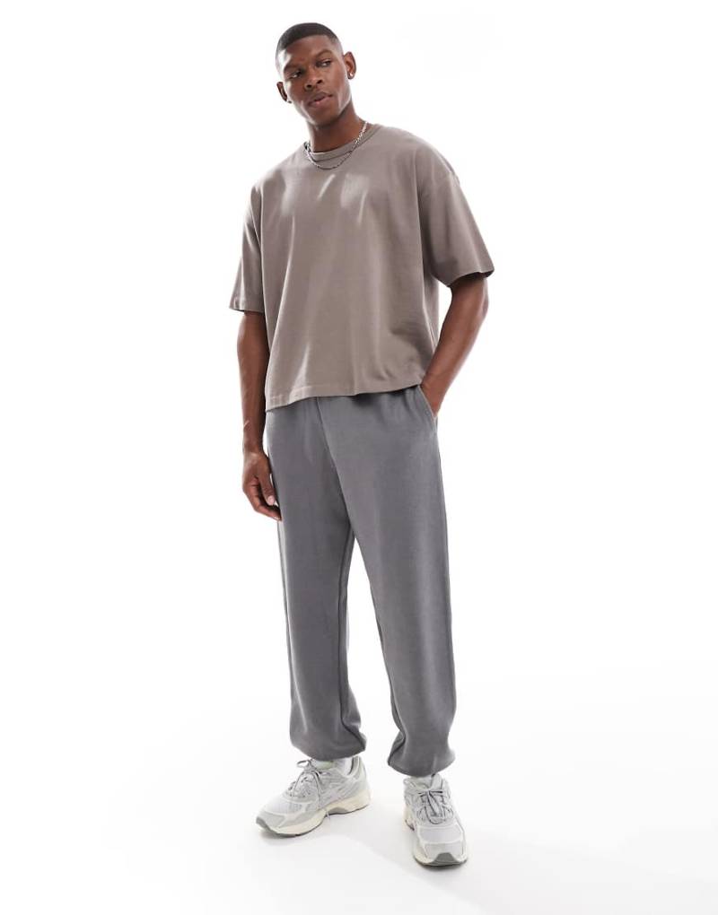 ASOS DESIGN - Oversize-Jogginghose in Anthrazit mit Struktur, Kombiteil-Grau von ASOS DESIGN