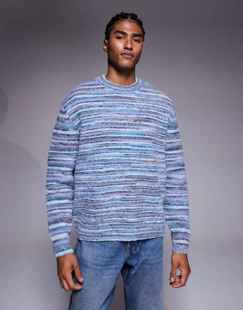 ASOS DESIGN - Strukturierter Oversize-Strickpullover in gestreiftem Blau-Bunt von ASOS DESIGN