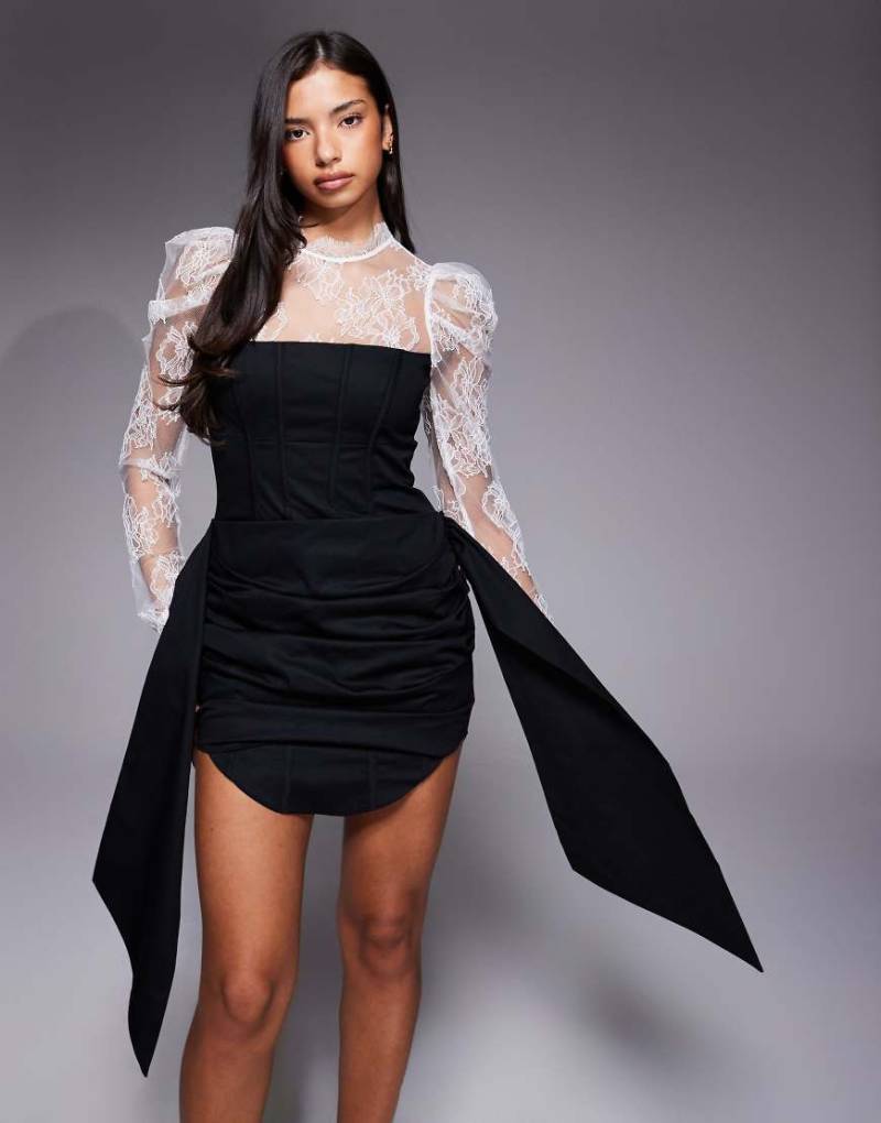 ASOS DESIGN - Strukturiertes Minikleid in Schwarz-Weiß mit geschnürten, viktorianischen Ärmeln von ASOS DESIGN