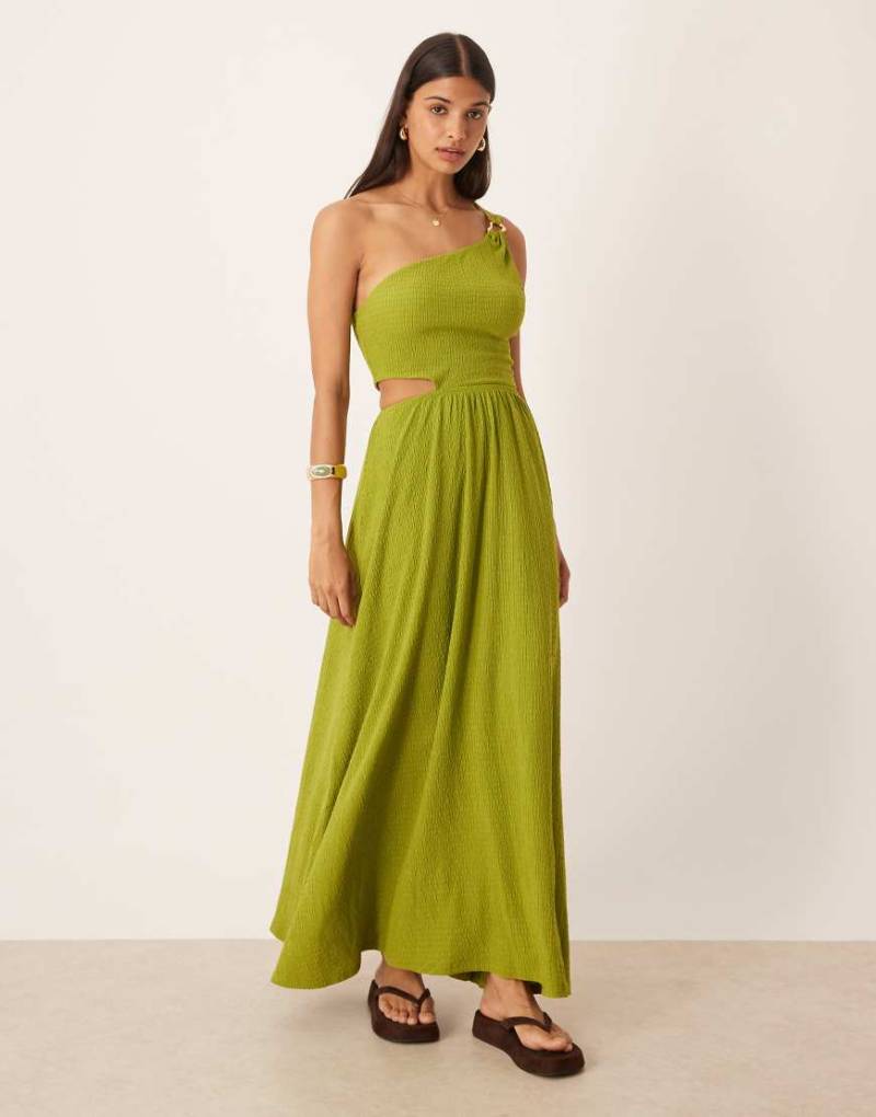 ASOS DESIGN - Strukturiertes One-Shoulder-Maxikleid in Olivgrün mit Zierausschnitt in der Taille und Metallverzierung von ASOS DESIGN